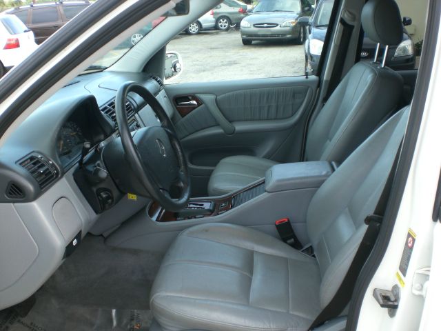 Mercedes-Benz M-Class 2002 photo 3