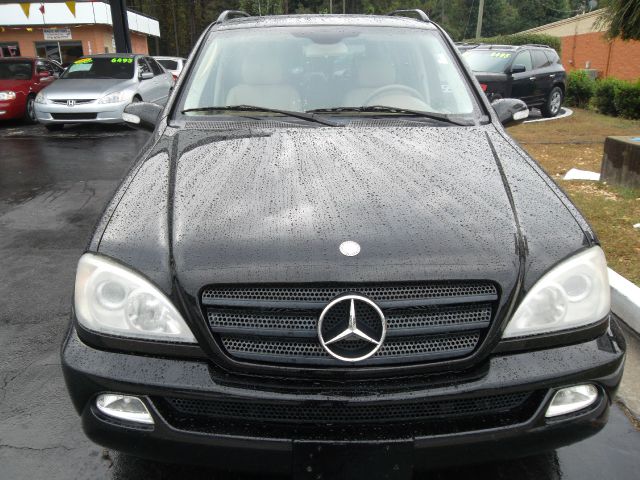 Mercedes-Benz M-Class AWD Wagon Automatic VERY NICE SUV