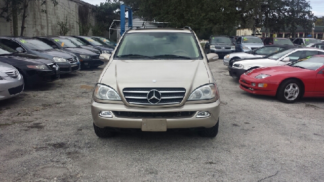 Mercedes-Benz M-Class 2002 photo 2