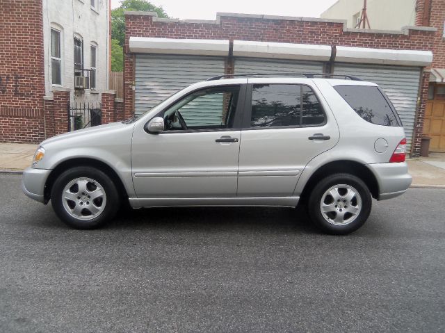 Mercedes-Benz M-Class 2003 photo 3