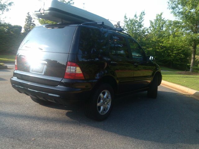 Mercedes-Benz M-Class 2003 photo 1