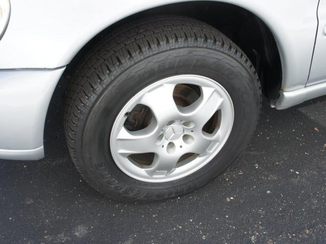 Mercedes-Benz M-Class SES 5dr SUV