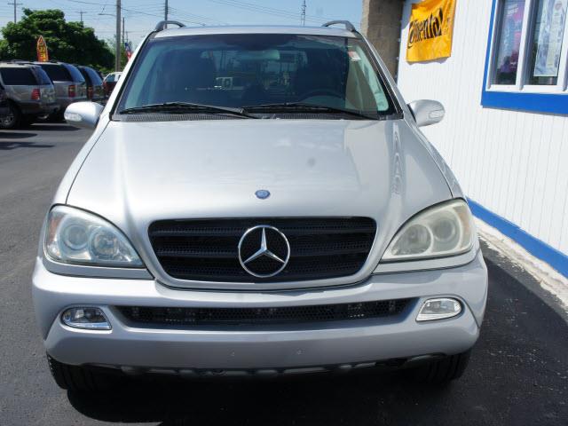 Mercedes-Benz M-Class 2004 photo 4