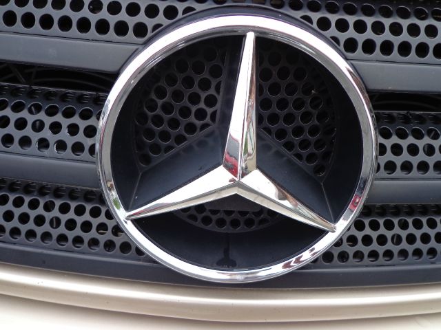 Mercedes-Benz M-Class SES 5dr SUV