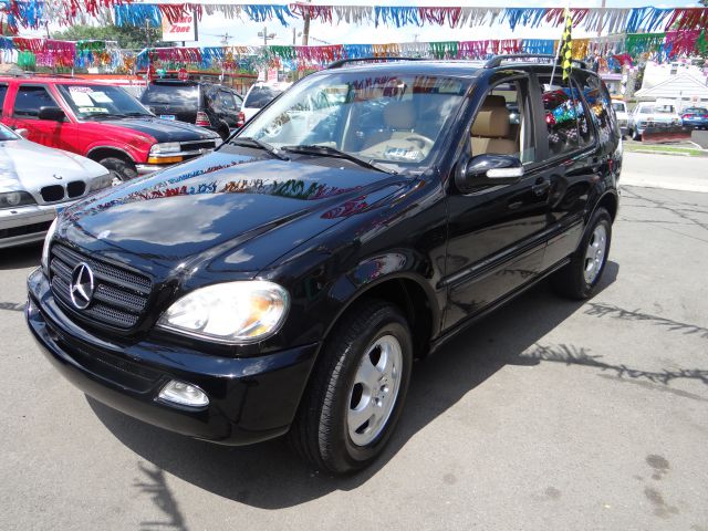 Mercedes-Benz M-Class SES 5dr SUV
