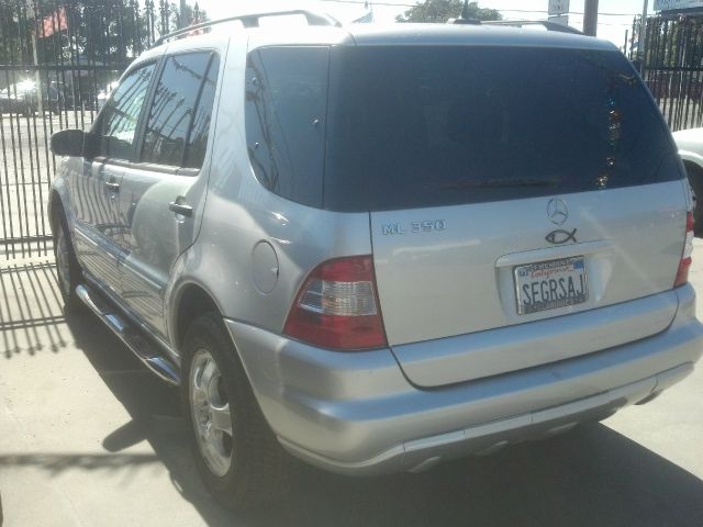 Mercedes-Benz M-Class T6 Turbo AWD SUV