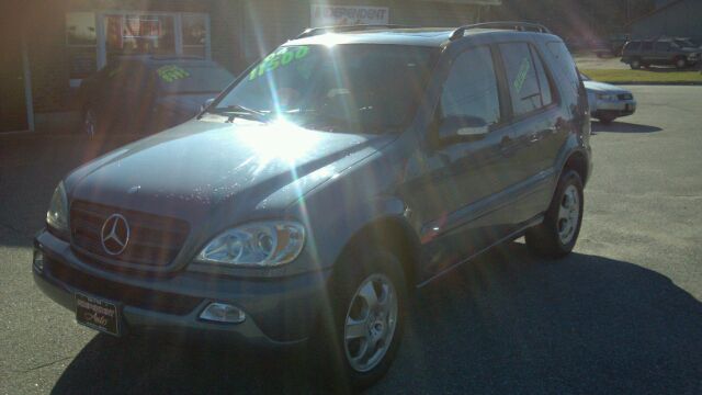 Mercedes-Benz M-Class 2004 photo 1