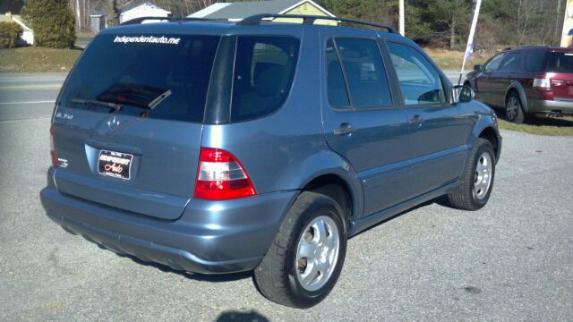 Mercedes-Benz M-Class 2004 photo 5