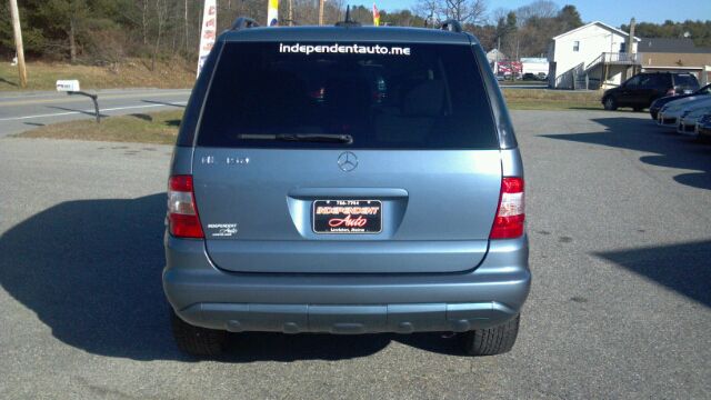 Mercedes-Benz M-Class 2004 photo 6