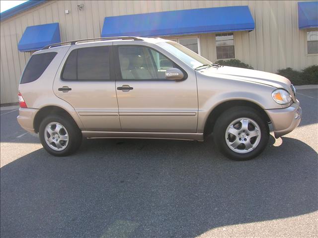 Mercedes-Benz M-Class 2005 photo 4