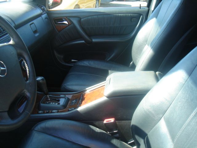 Mercedes-Benz M-Class 2005 photo 1