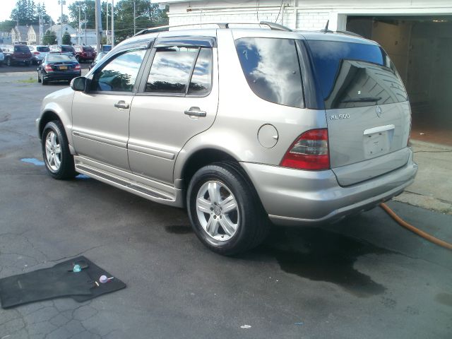 Mercedes-Benz M-Class 2005 photo 1