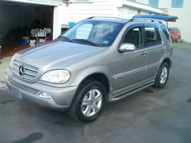 Mercedes-Benz M-Class 2005 photo 4