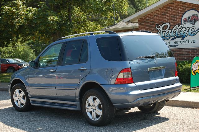 Mercedes-Benz M-Class 2door Reg Cab SUV