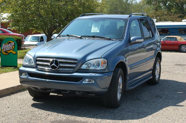 Mercedes-Benz M-Class 2005 photo 1