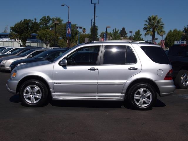 Mercedes-Benz M-Class 2005 photo 2