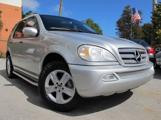 Mercedes-Benz M-Class 2005 photo 4