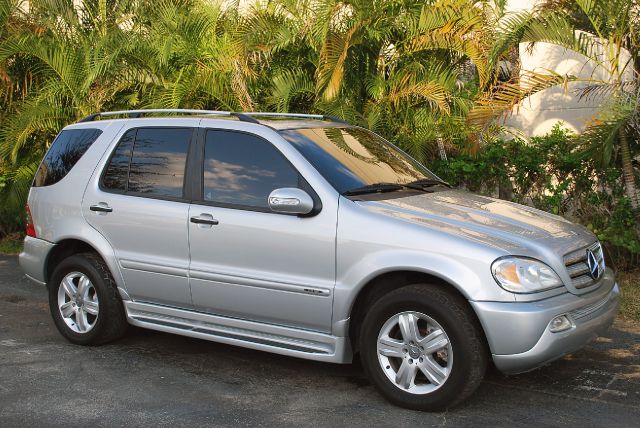 Mercedes-Benz M-Class 2005 photo 3