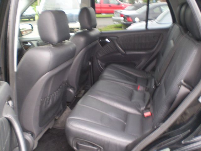 Mercedes-Benz M-Class 2005 photo 4