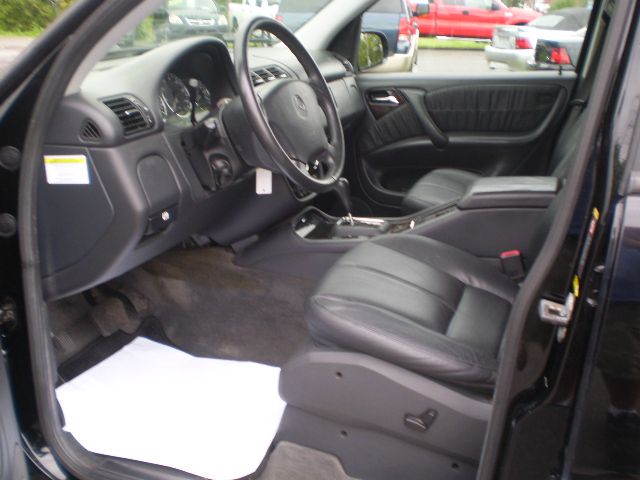 Mercedes-Benz M-Class 2005 photo 5