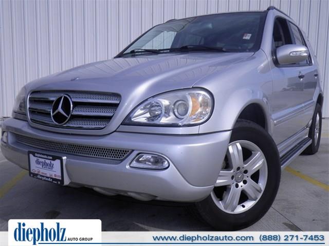 Mercedes-Benz M-Class 2005 photo 2