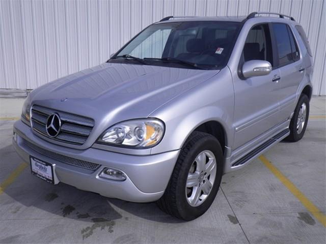 Mercedes-Benz M-Class 2005 photo 3