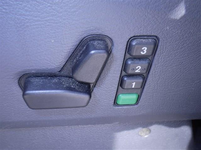 Mercedes-Benz M-Class 2005 photo 4