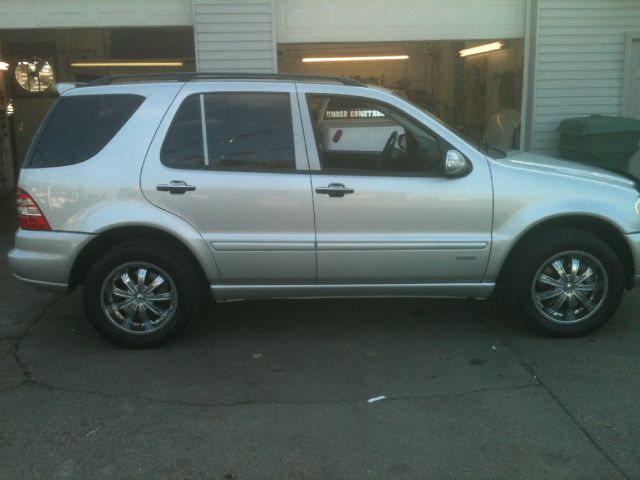 Mercedes-Benz M-Class 2005 photo 1