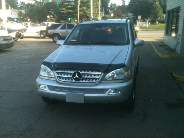 Mercedes-Benz M-Class 2005 photo 4