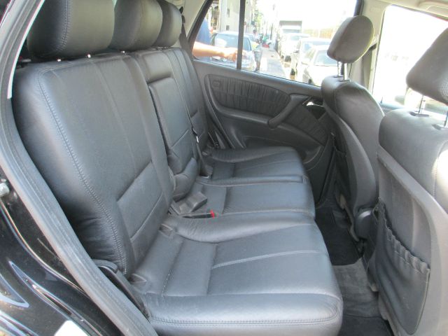 Mercedes-Benz M-Class 2005 photo 23
