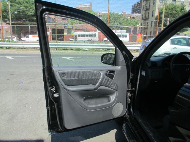 Mercedes-Benz M-Class 2005 photo 7