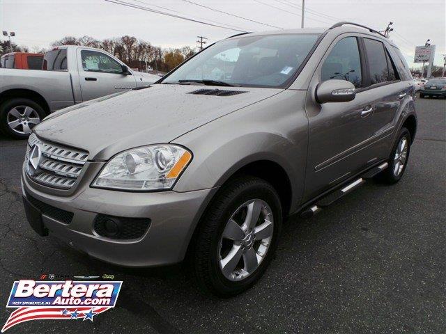 Mercedes-Benz M-Class 2006 photo 2