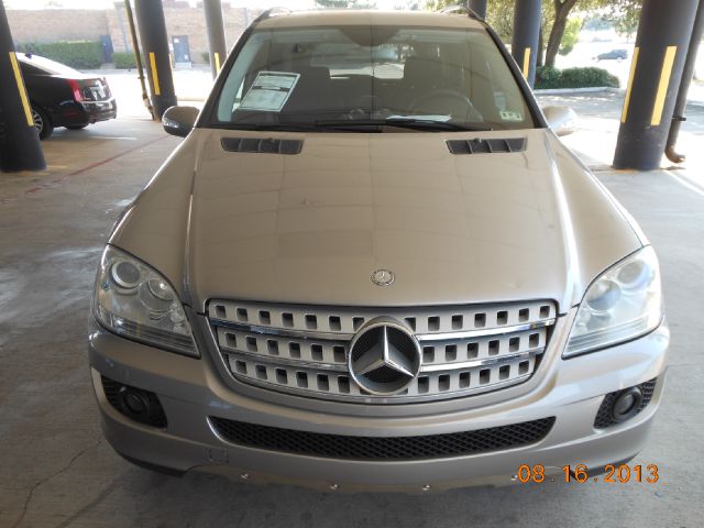 Mercedes-Benz M-Class 2006 photo 1
