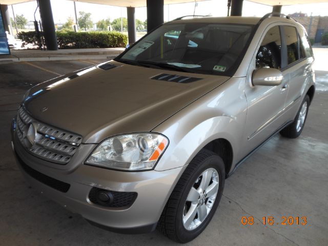 Mercedes-Benz M-Class 2006 photo 3