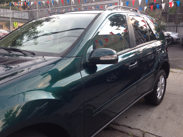 Mercedes-Benz M-Class 2006 photo 1