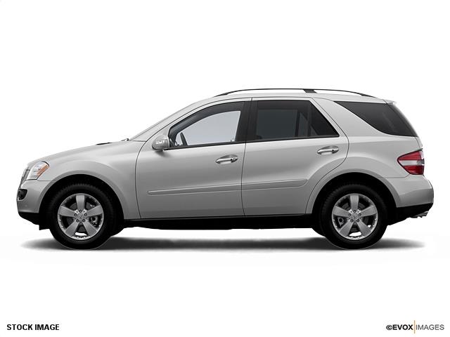 Mercedes-Benz M-Class 2006 photo 2