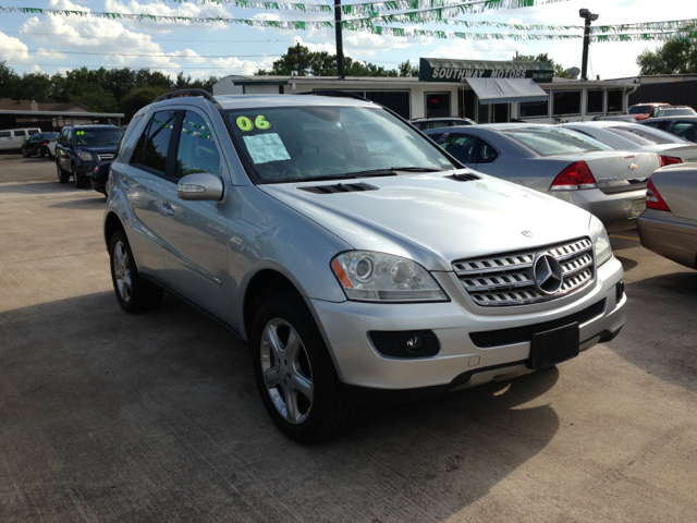 Mercedes-Benz M-Class 2006 photo 3