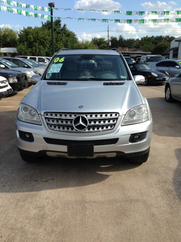 Mercedes-Benz M-Class 2006 photo 4