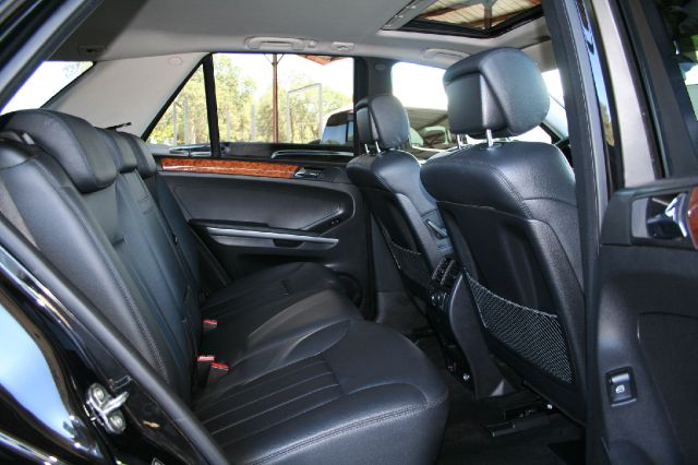 Mercedes-Benz M-Class SES 5dr SUV