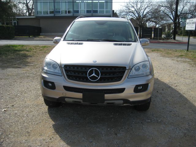 Mercedes-Benz M-Class 2006 photo 3