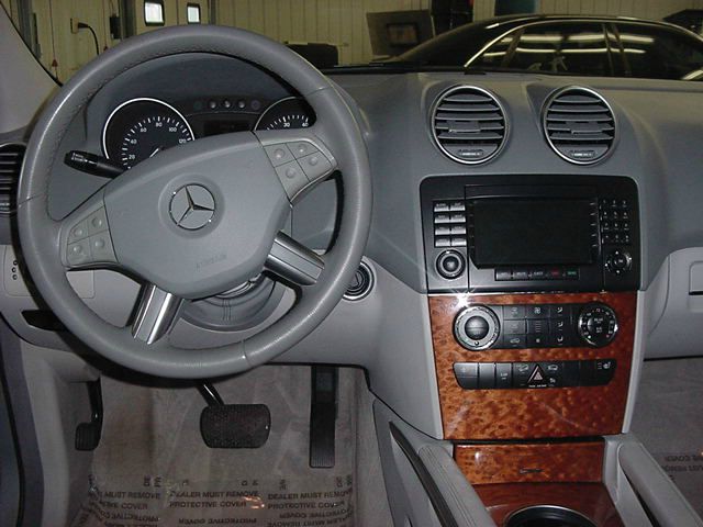 Mercedes-Benz M-Class 2006 photo 0