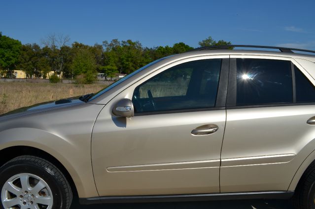 Mercedes-Benz M-Class 2006 photo 4
