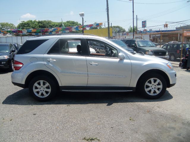 Mercedes-Benz M-Class 2007 photo 10