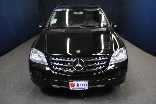 Mercedes-Benz M-Class 2007 photo 1