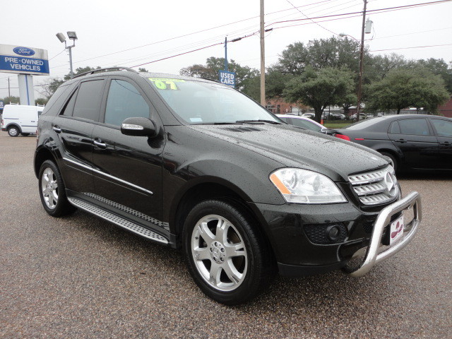 Mercedes-Benz M-Class 2007 photo 2