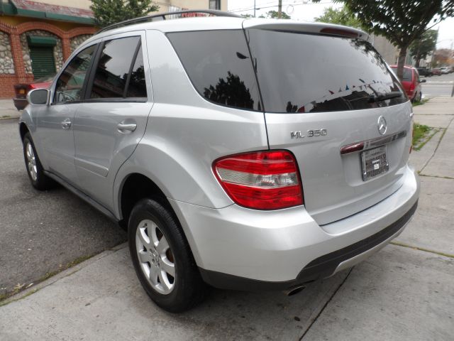 Mercedes-Benz M-Class 2007 photo 1