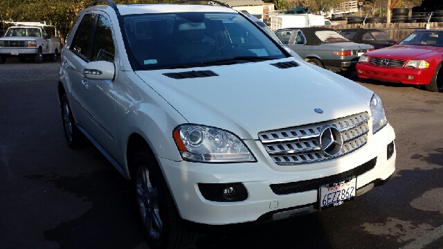 Mercedes-Benz M-Class 2008 photo 1