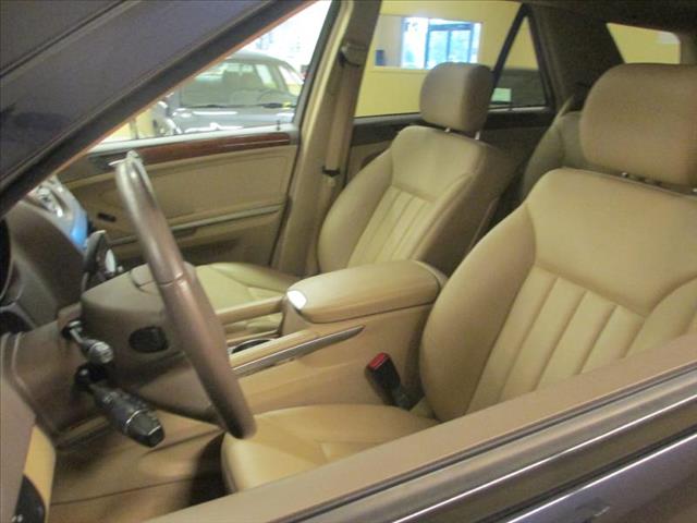 Mercedes-Benz M-Class 2008 photo 2