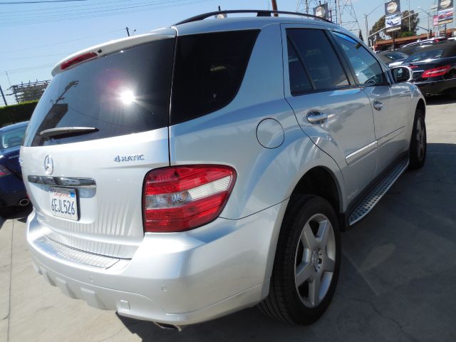 Mercedes-Benz M-Class 2008 photo 2