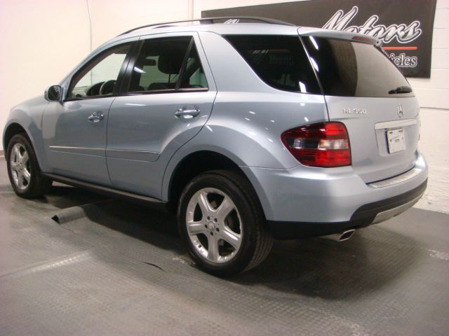 Mercedes-Benz M-Class 2008 photo 3